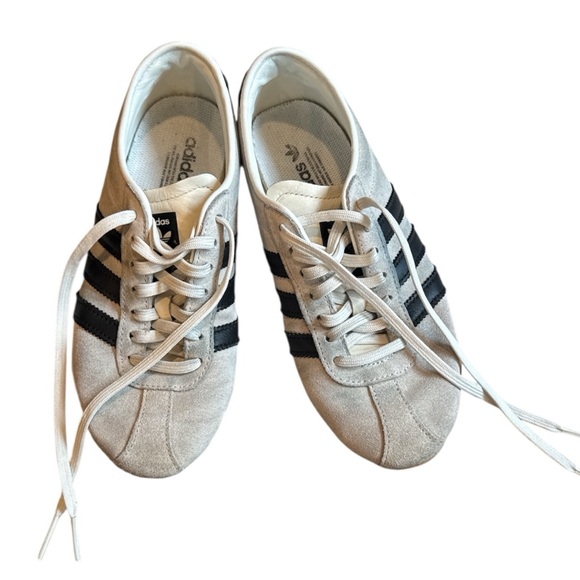 Adidas White Sneakers with Black Accents - Picture 1 of 4